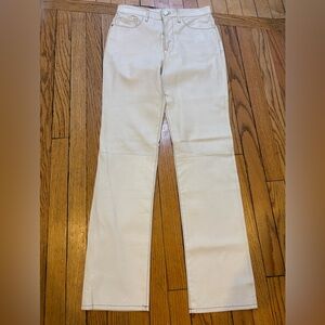 Frame Denim Le Super High Straight in Bone